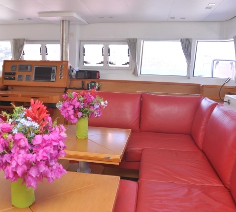 Salon Satee of LAGOON 620 Catamaran Yacht